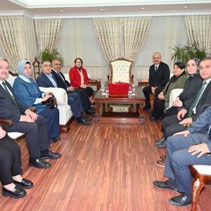 Aile ve Sosyal Hizmetler Bakan Yardımcısı Sayın Dr. Sevim Sayım Madak'ın Batman Ziyareti - fotoğraf 2