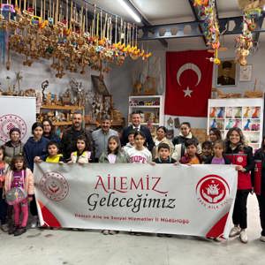 2025 Aile Yılı Kapsamında Ebeveyn Kaybı Yaşayan Çocuklara Yönelik Kültürel Atölye Programı Gerçekleştirildi - fotoğraf 1