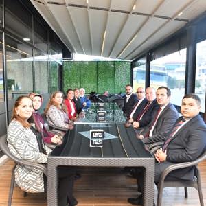 Valimiz Sayın Ömer Faruk Coşkun’un Katılımıyla Ayasofya Kadın Kooperatifi Ziyareti Yapıldı - fotoğraf 1