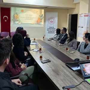  "Engelli Bireylerde Sosyal Beceriler ve İletişim Becerileri” Temalı Eğitim Düzenlendi - fotoğraf 2
