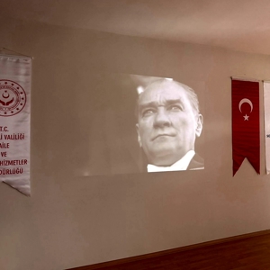 29 Ekim Cumhuriyet Bayramı Merkezefendi Sosyal Hizmet Merkezinde Coşkuyla Kutlandı - fotoğraf 1
