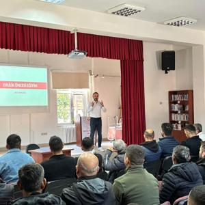 Sarayköy Açık Ceza ve İnfaz Kurumunda Aile Hukuku Konulu Bilgilendirme Eğitimi Gerçekleştirildi - fotoğraf 2