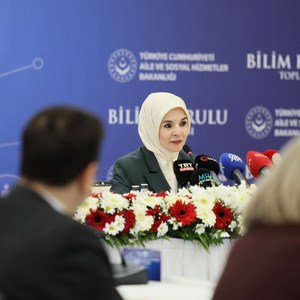 Bakanımız Göktaş, "Aile ve Sosyal Hizmetler Bakanlığı Bilim Kurulu Toplantısı"nda konuştu - fotoğraf 4