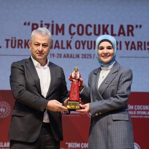 Aile ve Sosyal Hizmetler Bakanımız Göktaş, “Bizim Çocuklar” 13. Türkiye Halk Oyunları Yarışması açılışına katıldı - fotoğraf 2