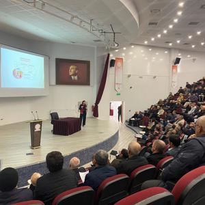 Muhtarlar Akademisi Programı Kapsamında Merkez İlçede Eğitim Gerçekleştirildi - fotoğraf 4