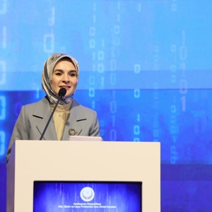 Bakanımız Göktaş, Bakü’de “Dijital ortamda çocukların korunması” başlıklı uluslararası konferansta konuştu - fotoğraf 1