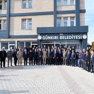Valimiz Sayın Ahmet Karakaya, Güroymak İlçemizde ziyaret ve incelemelerde bulundu - fotoğraf 3