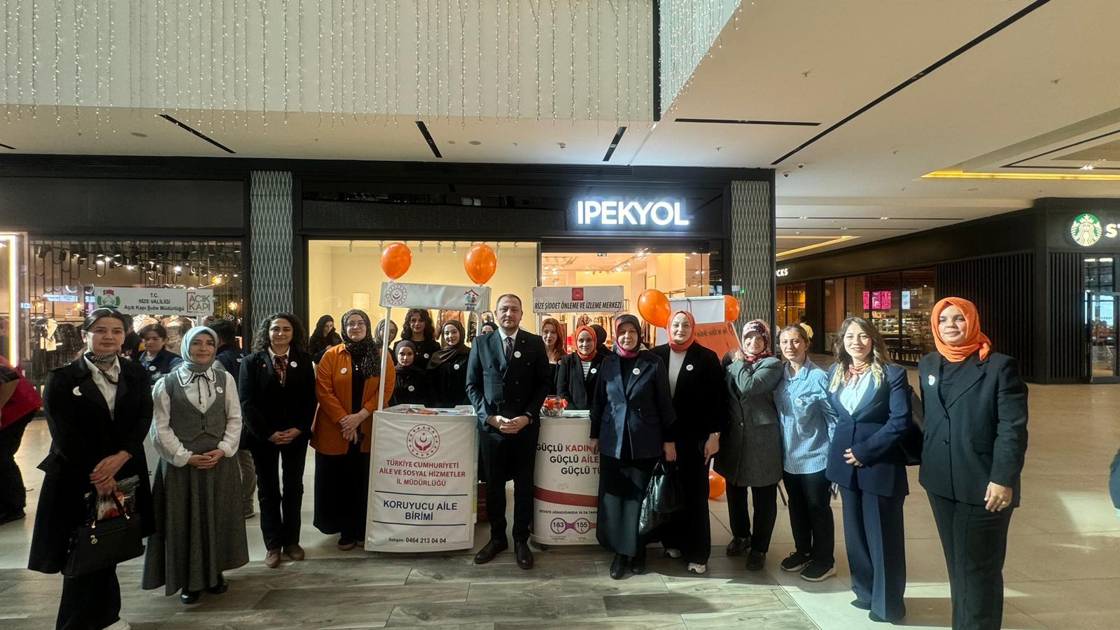 25 Kasım Kadına Karşı Şiddetle Mücadele Günü Bilgilendirme Stantları Etkinliği