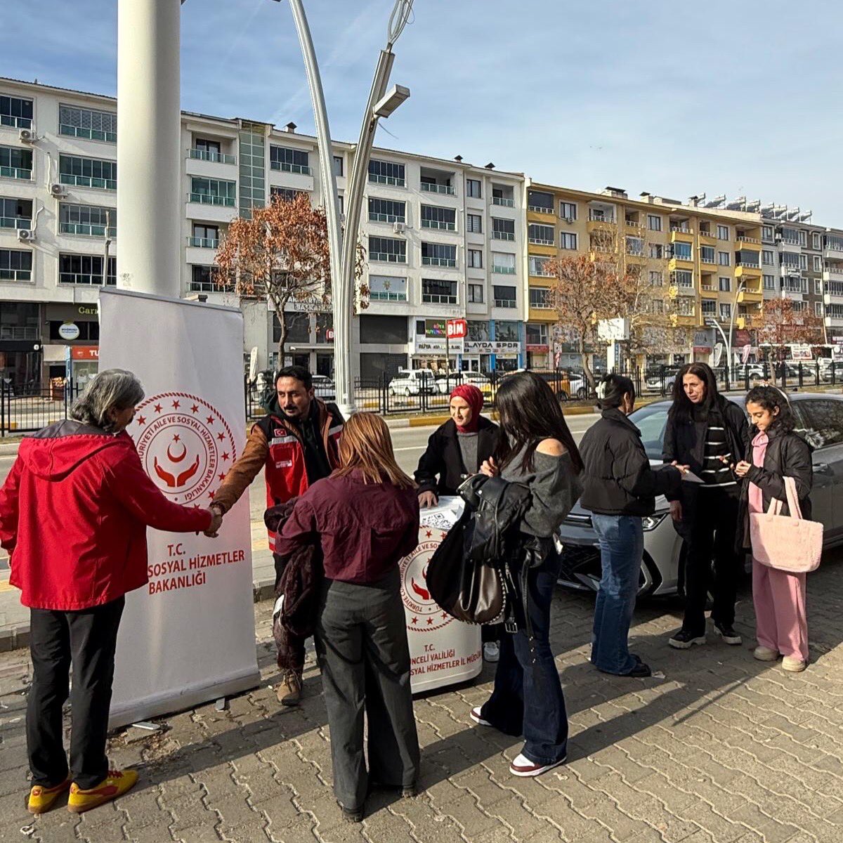 “Çocukların Dijital Hakları” İmza Kampanyası Kapsamında Atatürk Mahallesi' ndeydik
