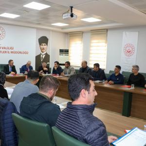 İl Müdürümüz Sayın Aydın POLAT başkanlığında; il müdür yardımcılarımız, şube müdürlerimiz ve sosyal hizmet merkezi müdürlerimizin katılımıyla yıl sonu istişare ve değerlendirme toplantısı gerçekleştirilmiştir. - fotoğraf 3
