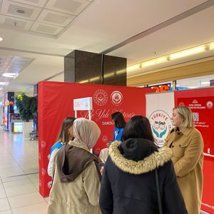 Dijital Dünyada Çocuk Hakları Sözleşmesi: Çocuklar İçin Güvenli Bir Dijital Gelecek   - fotoğraf 4