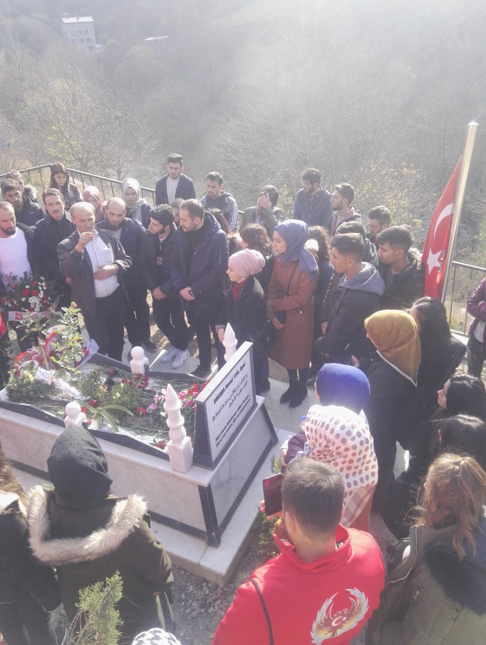 Şehit Öğretmen Necmettin Yılmaz’ın Kabrine Ziyaret