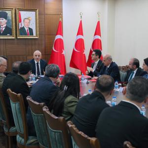 Valimiz Sayın Murat Zorluoğlu başkanlığında, Güçlendirici Bakım Modelinin İhtisaslaştırılmış Çocuk Evleri Sitelerimizde Uygulanmasına Dair İş Birliği Protokolü Toplantımızı gerçekleştirildik. - fotoğraf 2