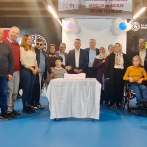 3 Aralık Dünya Engelliler Günü’nde Anlamlı Ziyaret, Gençlik Kampında Özel Buluşma  - fotoğraf 2
