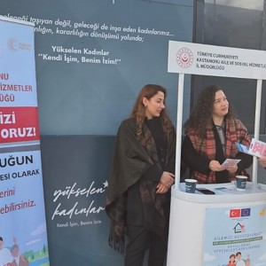 Vali Yardımcımız Sayın Aydın ERGÜN 'Yükselen Kadınlar Girişimcilik Eğitim Tırı'nı Ziyaret Etti - fotoğraf 7