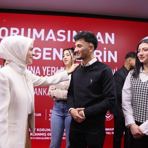 Bakanımız Göktaş devlet korumasındaki gençlerin kamu kurumlarına yerleştirilmesi töreninde konuştu - fotoğraf 3