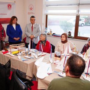 Sanata Teşvik ve Sanatla Yaşam Programı Kapsamında Gemi Modelleme Kursu Ziyaret Edildi - fotoğraf 1