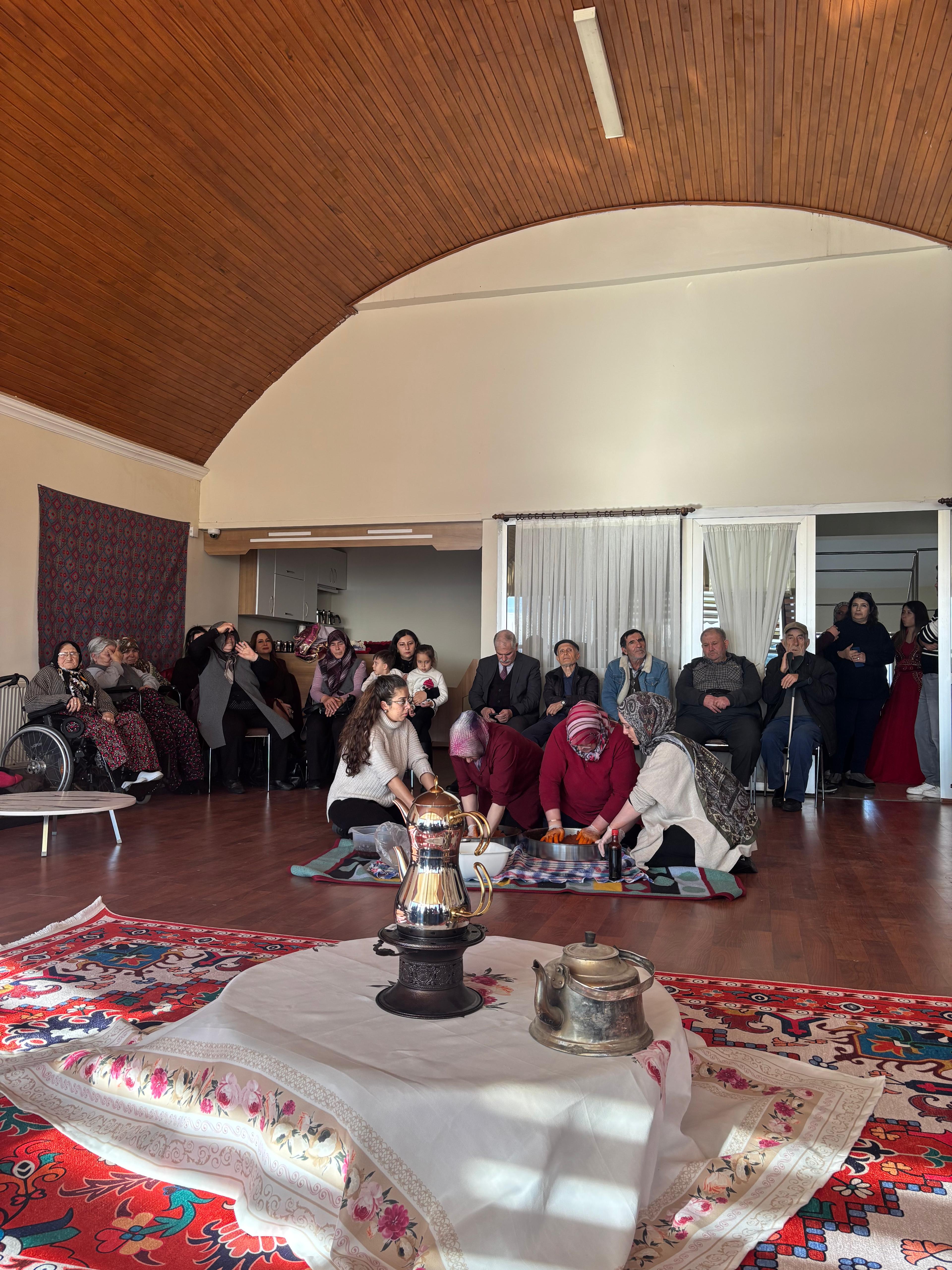 Sandıklı Hüseyin Develi Huzurevinde Sosyal ve Kültürel Faaliyetler