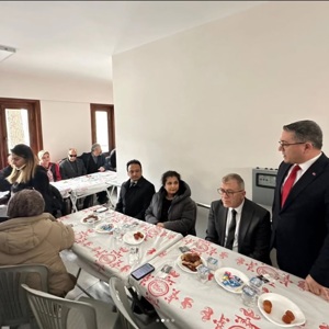 İl Müdürümüz Sayın Adem YÜCEL,"Engelsiz Aile Sofrası: Amasya Çöreği ve Keşkeği" programında engelli bireyler ve aileleri ile bir araya geldi. - fotoğraf 2