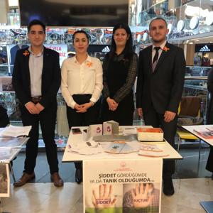 25 Kasım Kadına Yönelik Şiddetle Mücadele Günü İlimizde çeşitli etkinlikler yapıldı. - fotoğraf 6