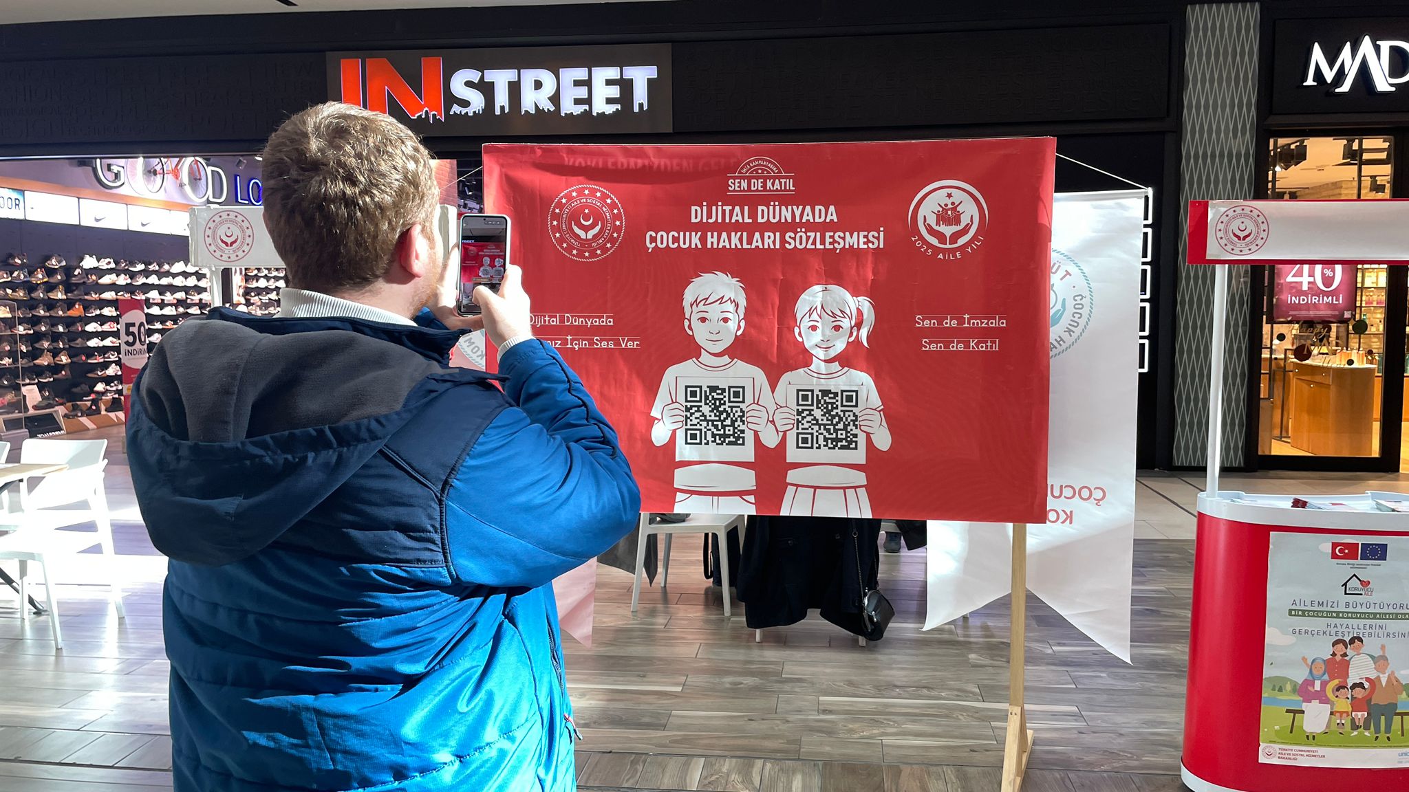 Çocuk Hakları ve Dijital Çocuk Hakları Sözleşmesi Farkındalık Etkinliği