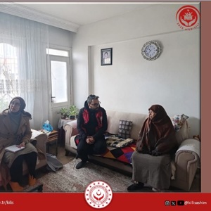 İl Müdürlüğümüze bağlı Sosyal Hizmet Merkezi Müdürlüğü  personeli tarafından evinde yalnız yaşayan ve tek ebeveynli ailelerimizi ziyaret edip, acil ihtiyaçlarını tespit ediyoruz. - fotoğraf 4