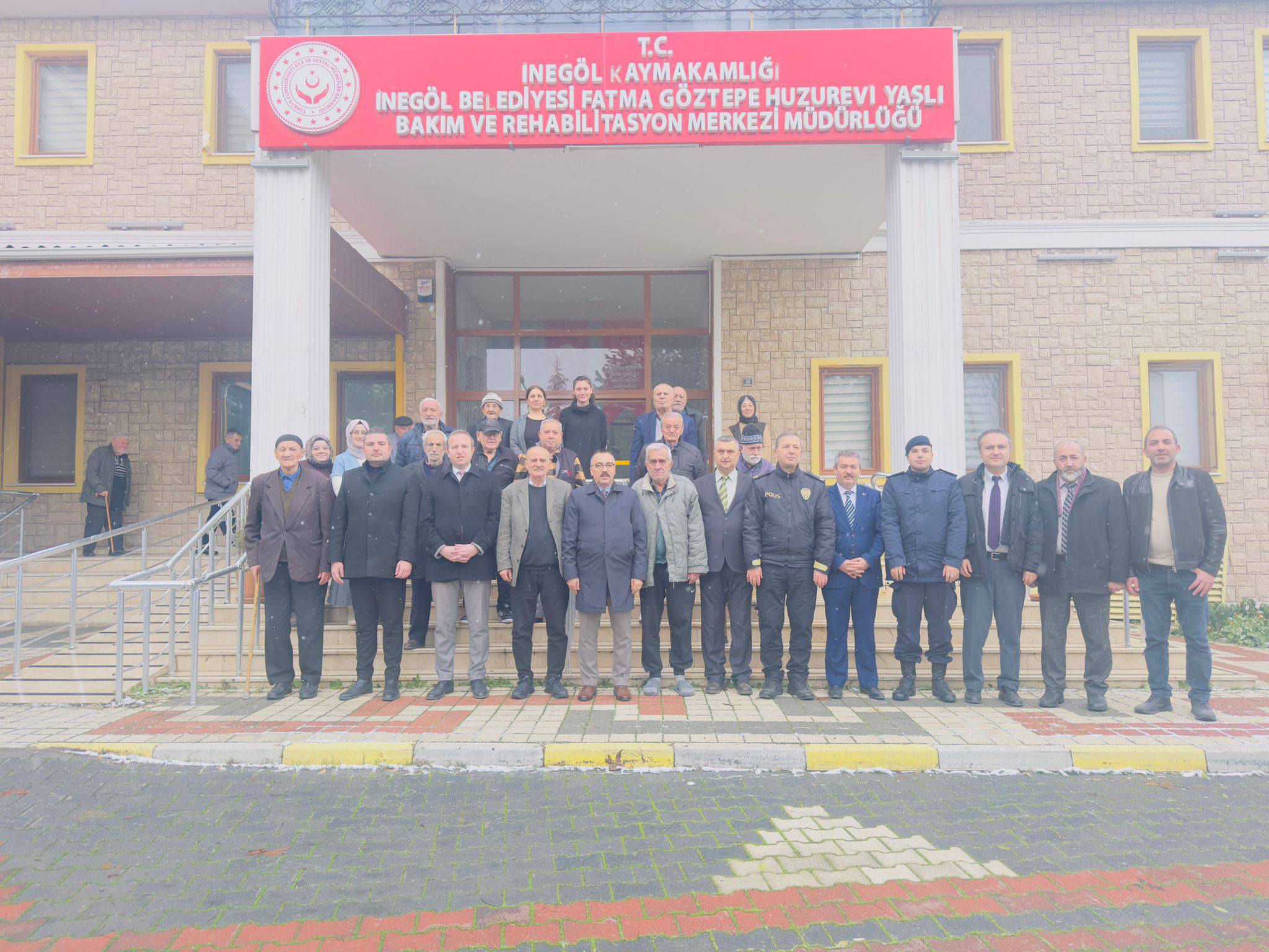 Huzurevimizde Sevgi Dolu Buluşma: Devletimizin Şefkat Eli Büyüklerimizle