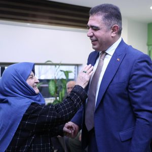 Valimiz Sayın Selçuk Aslan Huzurevi Sakinlerine Yeni Yıl Ziyareti Gerçekleştirildi. - fotoğraf 4