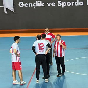 İl Müdürlüğümüzce Düzenlenen Personel Arası Voleybol Turnuvası Kapsamında Final Maçı Gerçekleştirildi. - fotoğraf 6
