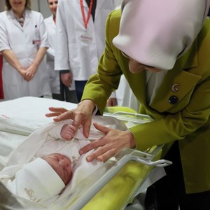 Bakanımız Göktaş'tan Doğum Yapan Annelere "Yeni Yıl" Ziyareti - fotoğraf 2