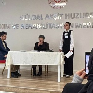 Kuşaklar Arası Gönül Bağı Projesi kapsamında Huzurevimizde Çeşitli Tiyatro Oyunları Sahnelendi - fotoğraf 1