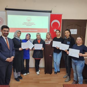 Modüler Aile Eğitim Programı’nın Birinci Grup Eğitimleri Tamamlandı - fotoğraf 1