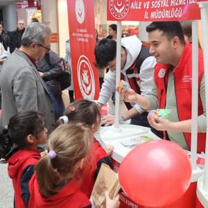 Dijital Dünyada Çocuk Hakları Sözleşmesi İçin Farkındalık Çalışması Düzenlendi - fotoğraf 4