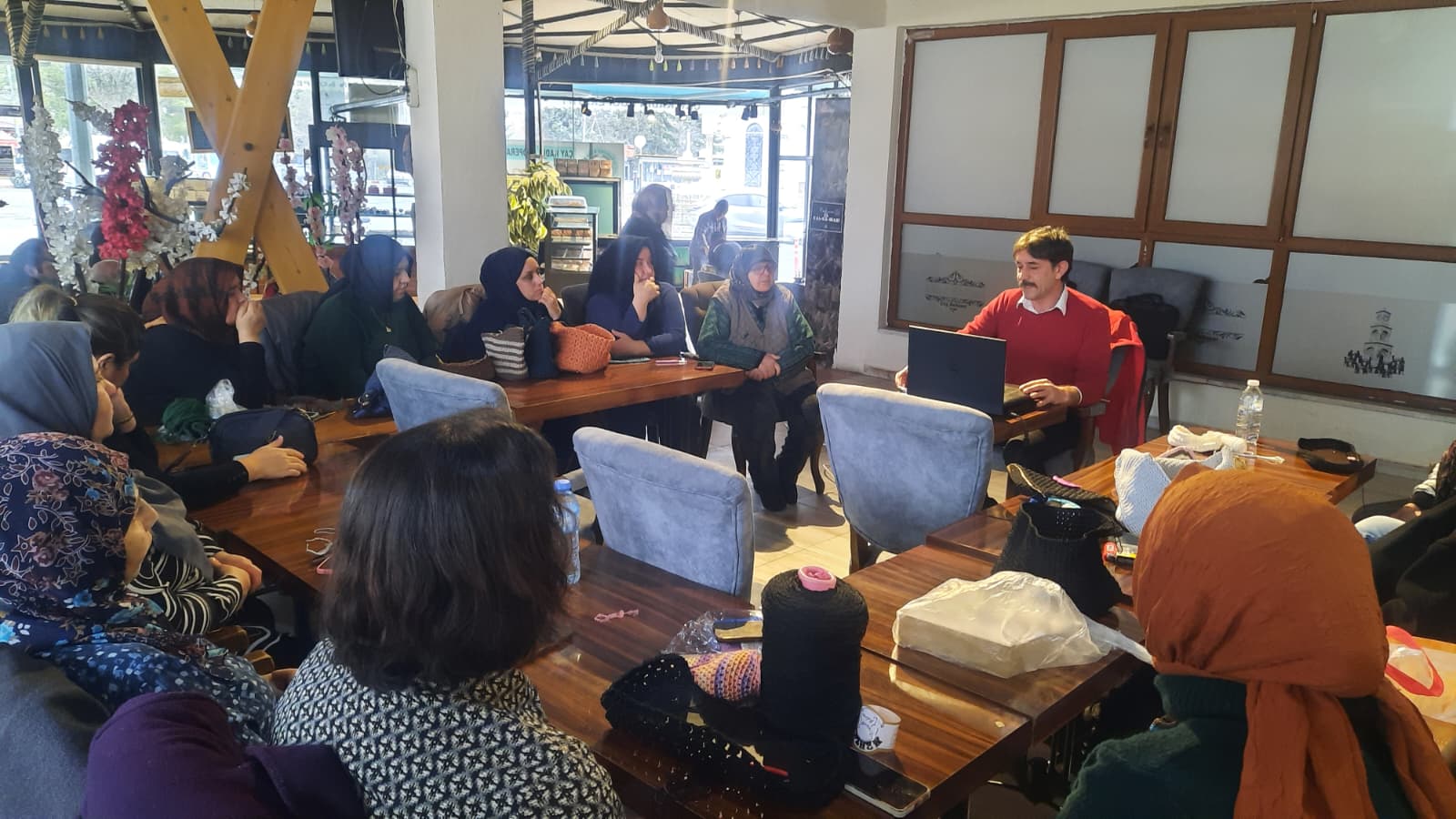 Teknoloji Bağımlılığı ve Aile İçi İletişim Semineri