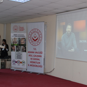 “Uluslararası Kadına Yönelik Şiddetle Mücadele Günü” Kapsamında Düzenlenen Konferansımız - fotoğraf 21