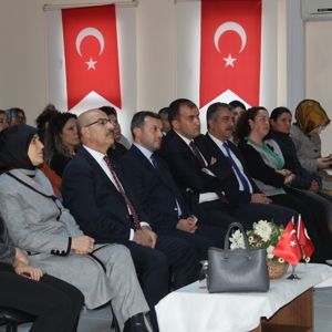 “Uluslararası Kadına Yönelik Şiddetle Mücadele Günü” Kapsamında Düzenlenen Konferansımız - fotoğraf 24