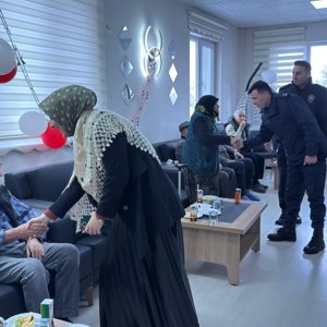 Yaşlılarımızın Yeni Yılını Kutladılar  - fotoğraf 4