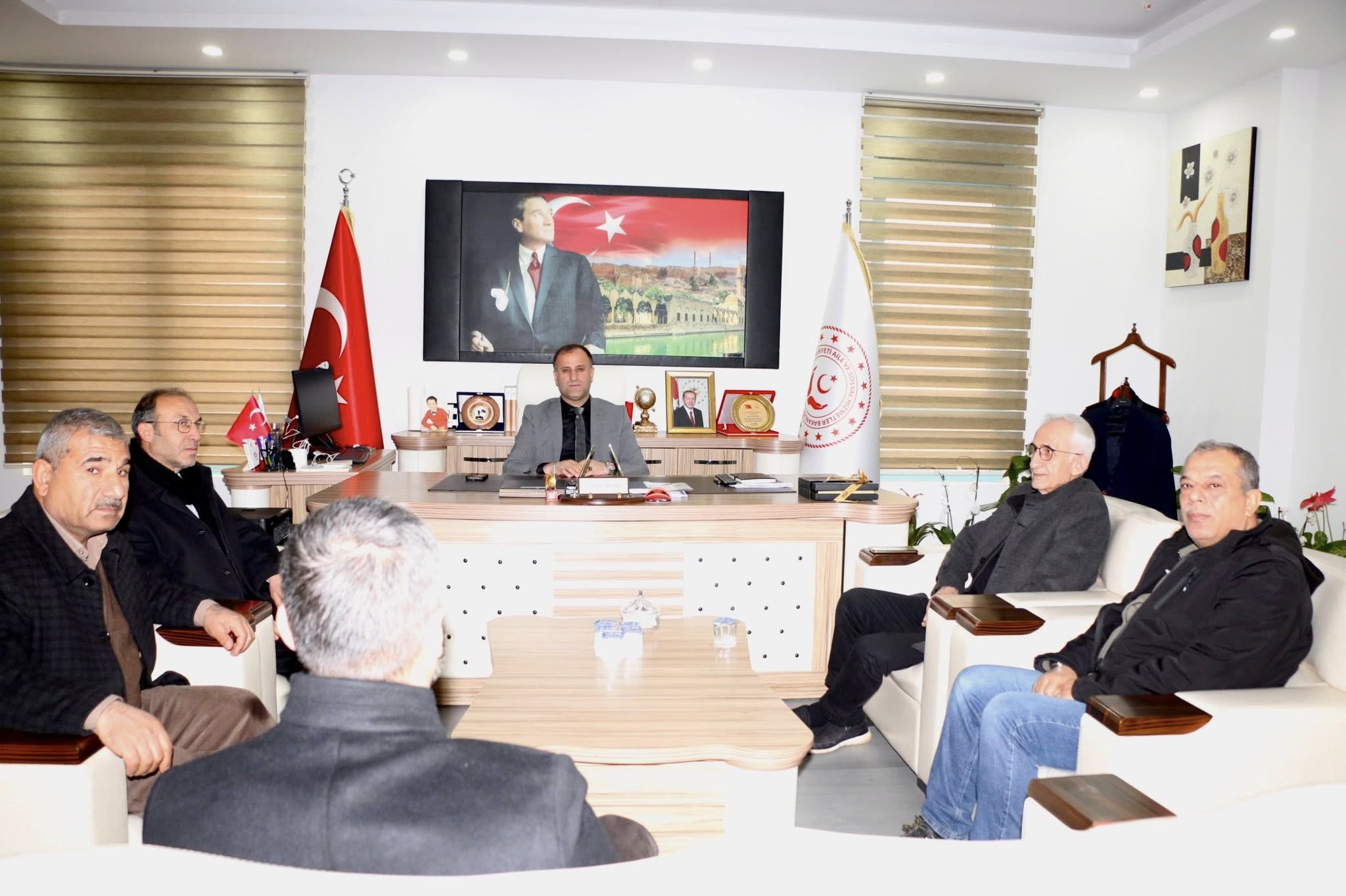 Otizmli Bireyleri Koruma Derneği , İl Müdürümüz Fatih YILMAZ’ı Ziyaret Etti.