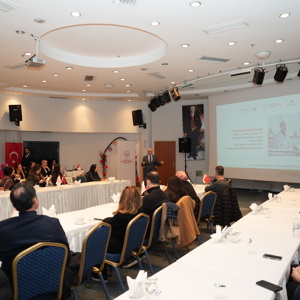 “Bilinçli Eller Mutlu Hayatlar” Projesi Kapsamında Yaşlanma Süreci ve Bakım Uygulamaları Ele Alındı - fotoğraf 5