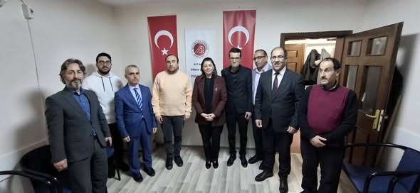 Vali Yardımcımız Sayın Yeliz MERCAN, İl Müdürümüz Sayın Sahit AYDIN ve İl Müdür Yardımcımız Sayın Türcay AKSOY, 7–14 Ocak Beyaz Baston Görme Engelliler Haftası dolayısıyla Altınokta Körler Derneğini ziyaret etti.