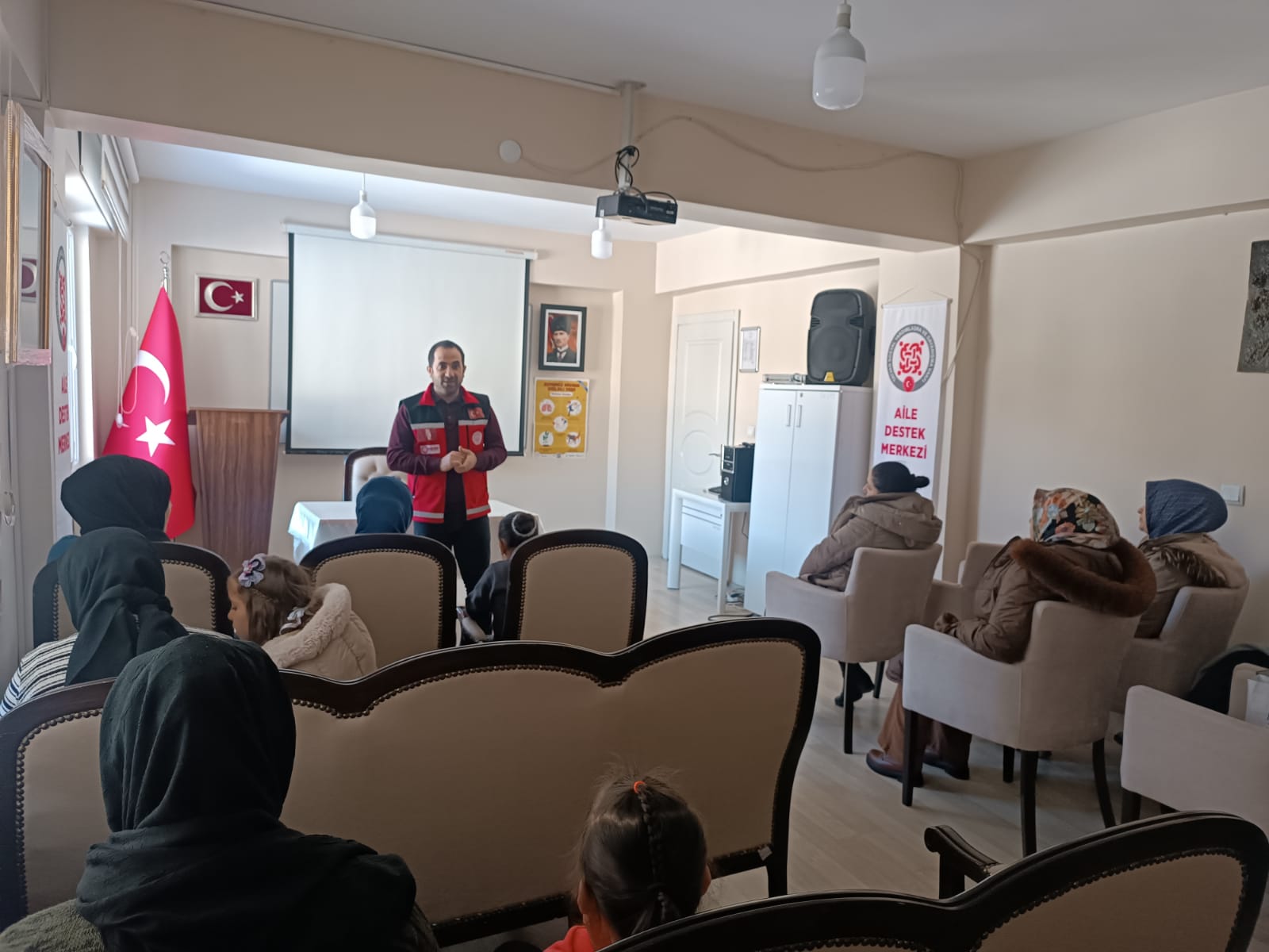 Eğitimle Güçlenen Aileler, Güvende Büyüyen Çocuklar