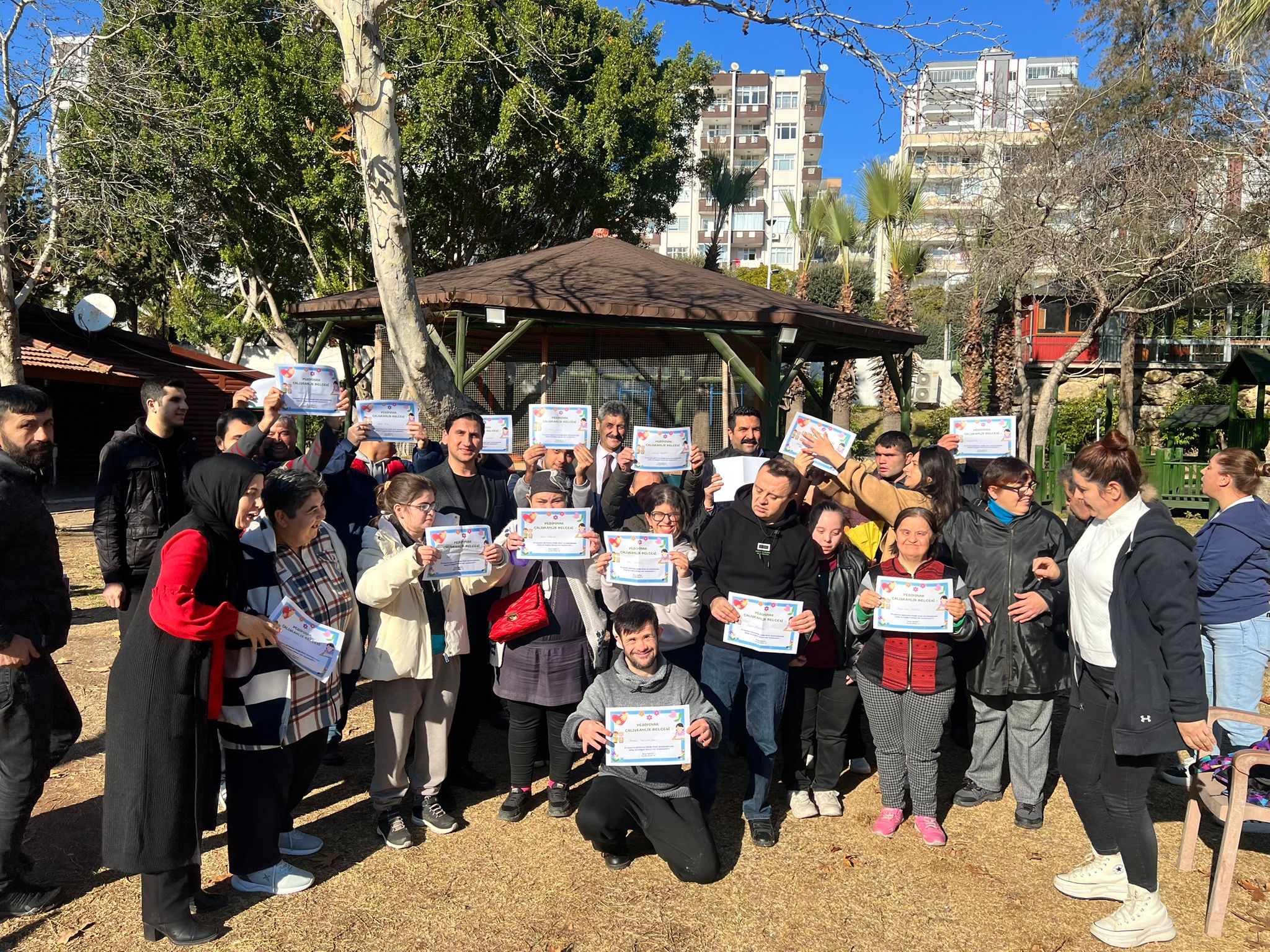 YEDİPINAR GÜNDÜZ BAKIM REHABİLİTASYON VE AİLE DANIŞMA MERKEZİ MÜDÜRLÜĞÜMÜZDE KARNE HEYECANI