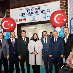 Bakan Selçuk Bursa’da Gündüzlü Bakım Merkezi ve Huzurevi Açılışları Gerçekleştirdi - fotoğraf 11