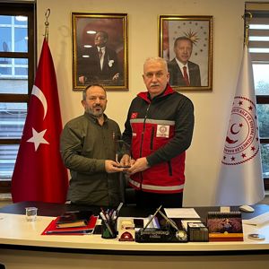  Hasene Vakfı Samsun Temsilcisinden İl Müdürümüze Ziyaret - fotoğraf 1