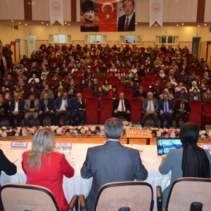 Finansal Okur Yazarlık ve Kadınların Ekonomik Güçlenmesi Konulu Panel Gerçekleştirildi - fotoğraf 6