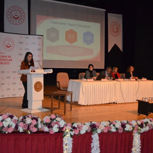 Finansal Okur Yazarlık ve Kadınların Ekonomik Güçlenmesi Konulu Panel Gerçekleştirildi - fotoğraf 7