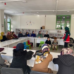Bitlis Ailece Kitap Okuyor Projesi, ailelerimizin katılımıyla devam ediyor... - fotoğraf 1