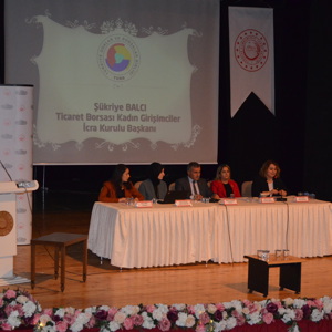 Finansal Okur Yazarlık ve Kadınların Ekonomik Güçlenmesi Konulu Panel Gerçekleştirildi - fotoğraf 10