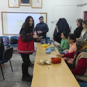 Demirci’de Kadına Yönelik Şiddetle Mücadele Eğitimi Düzenlendi - fotoğraf 5