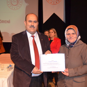 Finansal Okur Yazarlık ve Kadınların Ekonomik Güçlenmesi Konulu Panel Gerçekleştirildi - fotoğraf 14